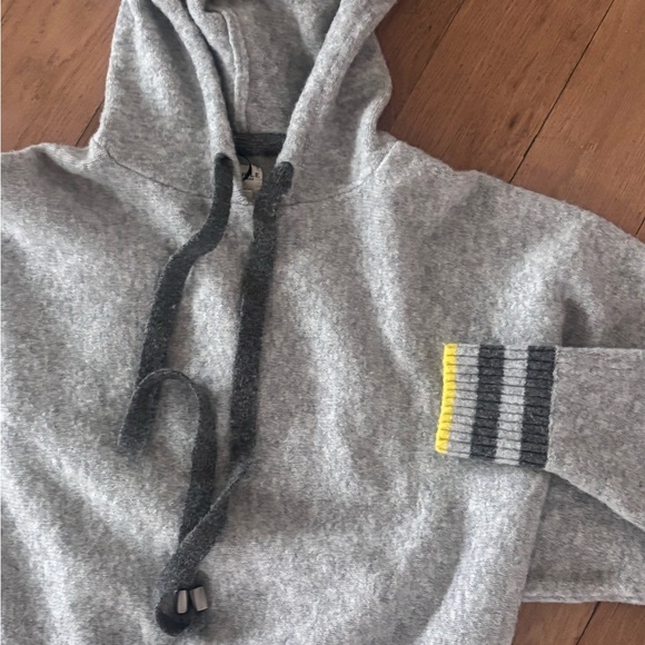 H&M X PRINGLE OF SCOTLAND Hoodie Sweater Sweatshirt Gray Women's Size Small - Picture 7 of 10